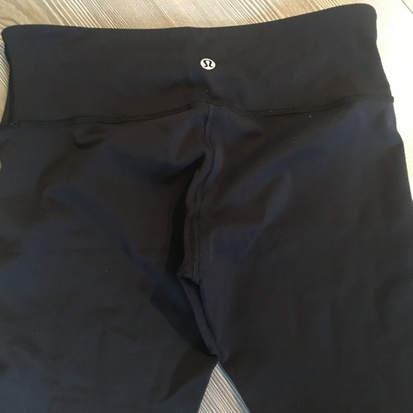 Lululemon Wunder Under Leggings sz 6 - Picture 2 of 3
